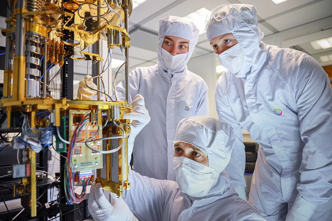Error Correction in Quantum Computing